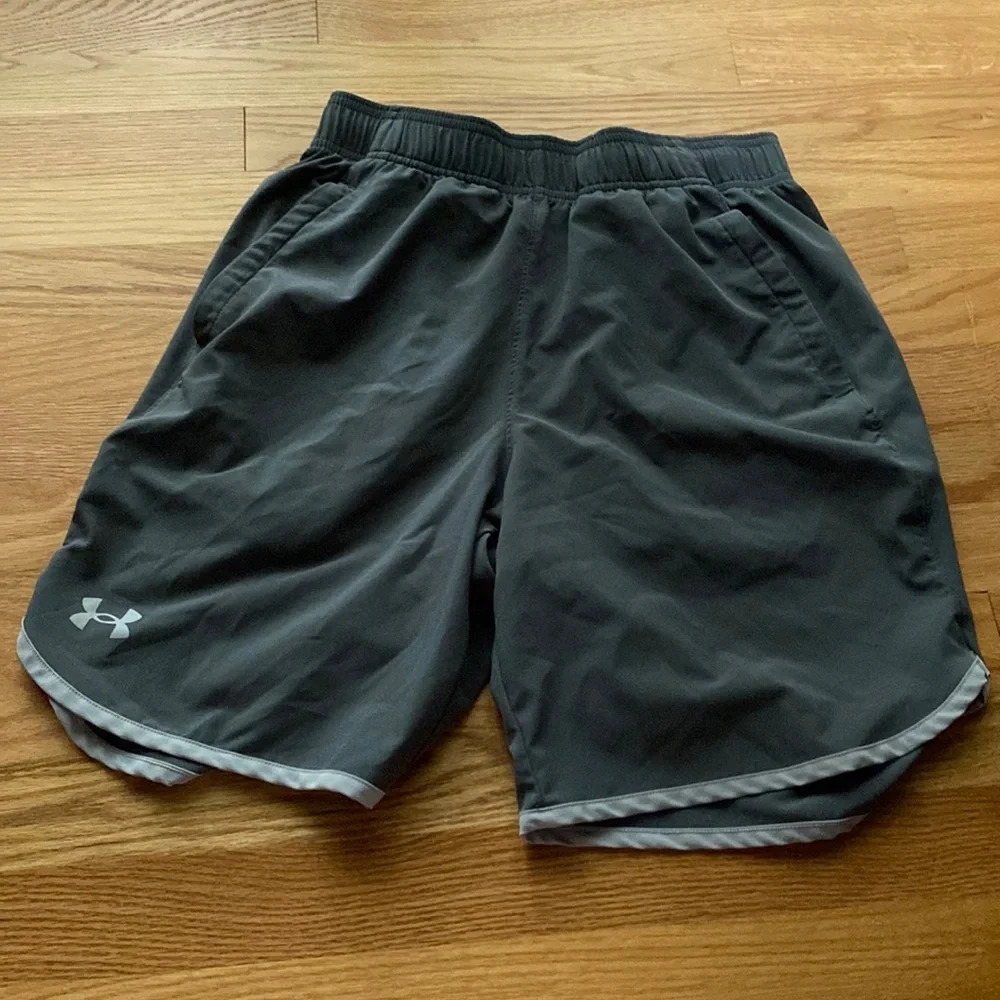 Under Armour Youth Small Gray Shorts Super Soft Comfortable Drawstring